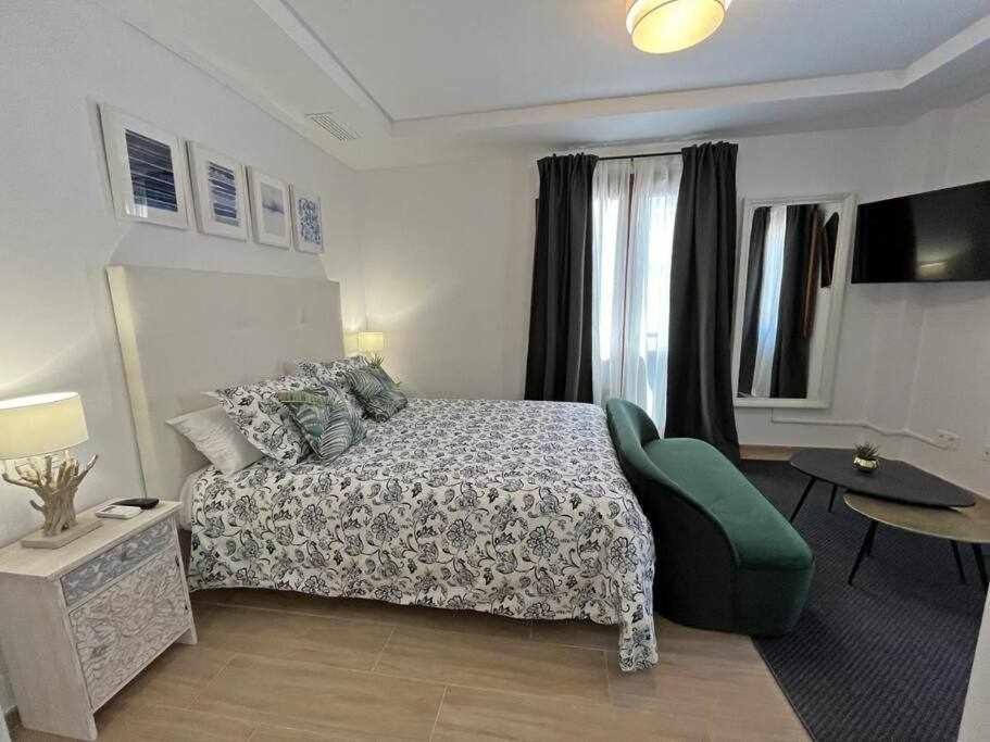 Xxii Apartamentos Morales&Arnal Estepona Extérieur photo